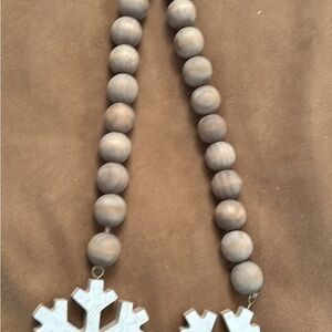 Wooden Bead Necklace with Snowflake Pendants